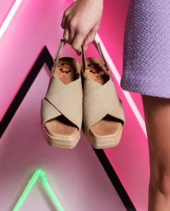 PORRONET Sandalia Tacón Bajo De Piel Taupe Vilma Hot